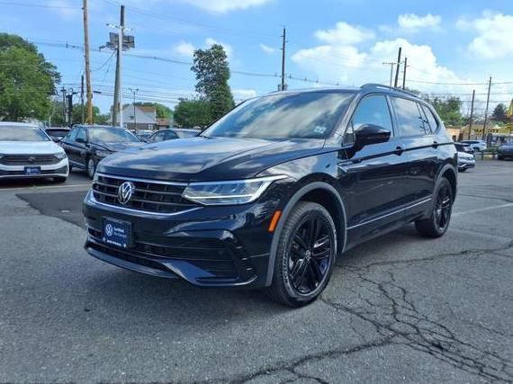 VOLKSWAGEN TIGUAN 4MOTION 2022 3VV8B7AX9NM051536 image